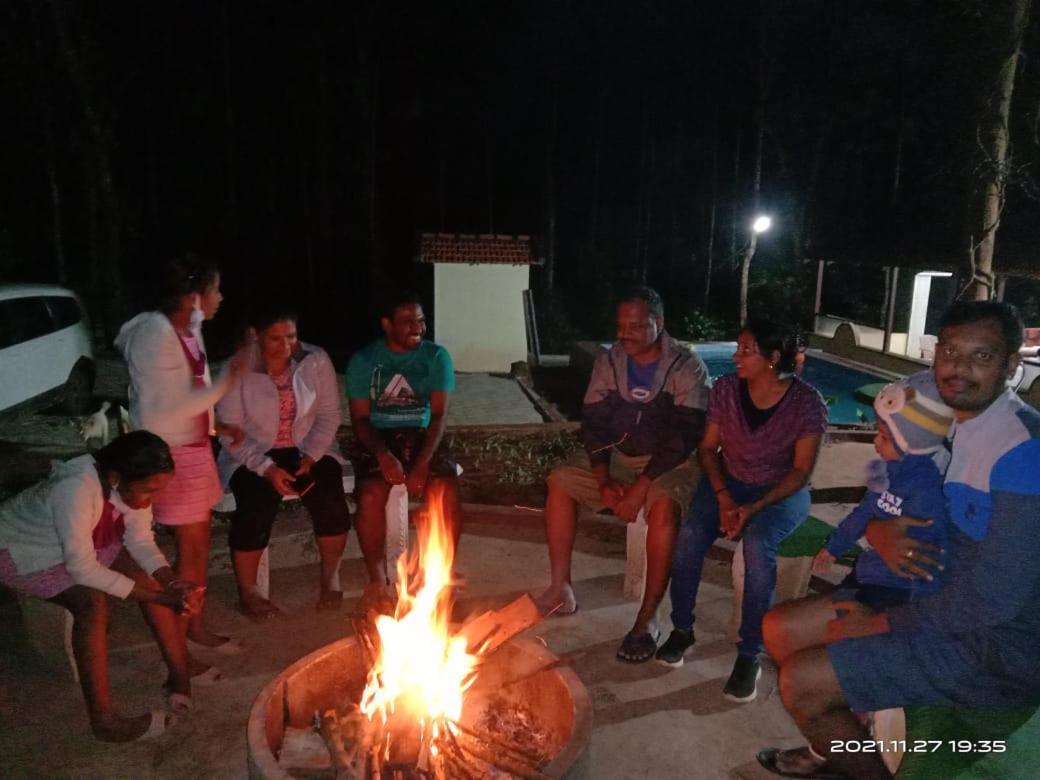 Silver Springs Homestay Chickmagalur Chikmagalūr Extérieur photo