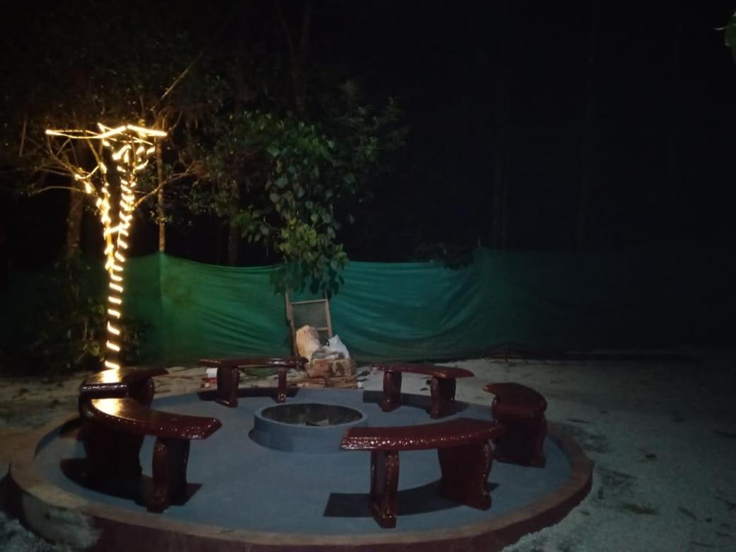 Silver Springs Homestay Chickmagalur Chikmagalūr Extérieur photo