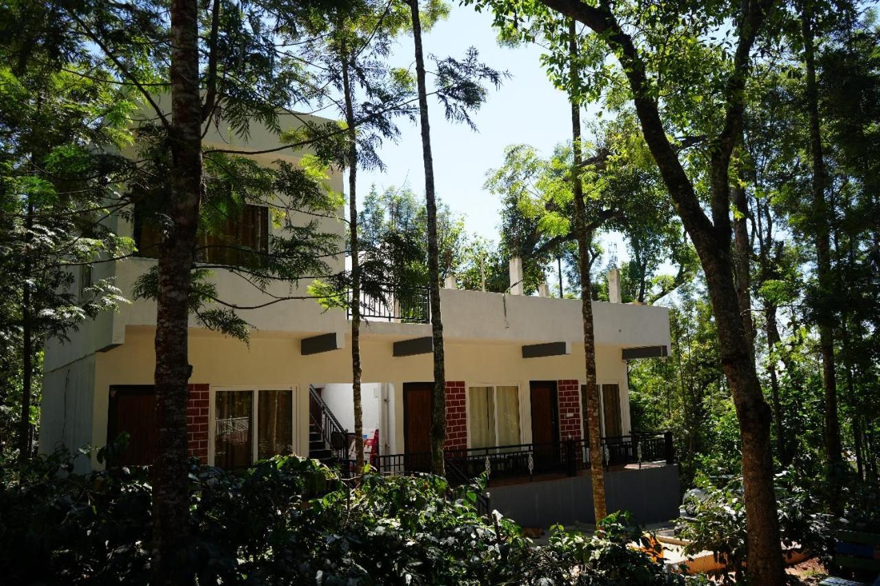 Silver Springs Homestay Chickmagalur Chikmagalūr Extérieur photo